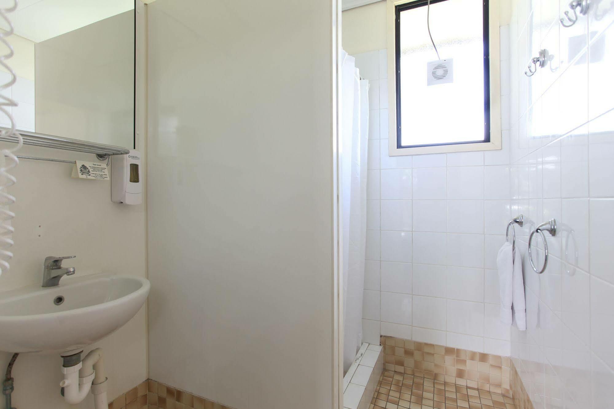 Sarina Tandara Hotel Motel المظهر الخارجي الصورة